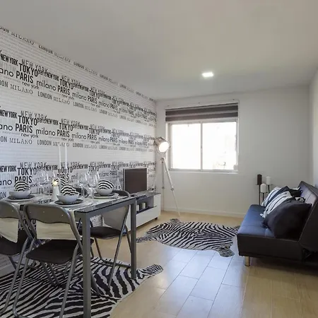 Apartmán House Black & White