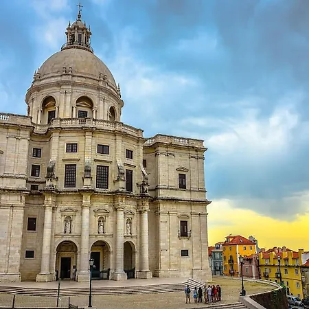 Lejlighed House Black & White *