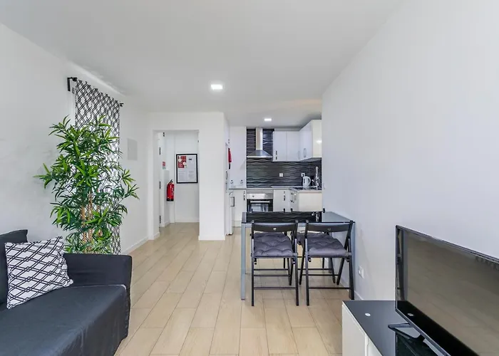 House Black & White * Lisboa